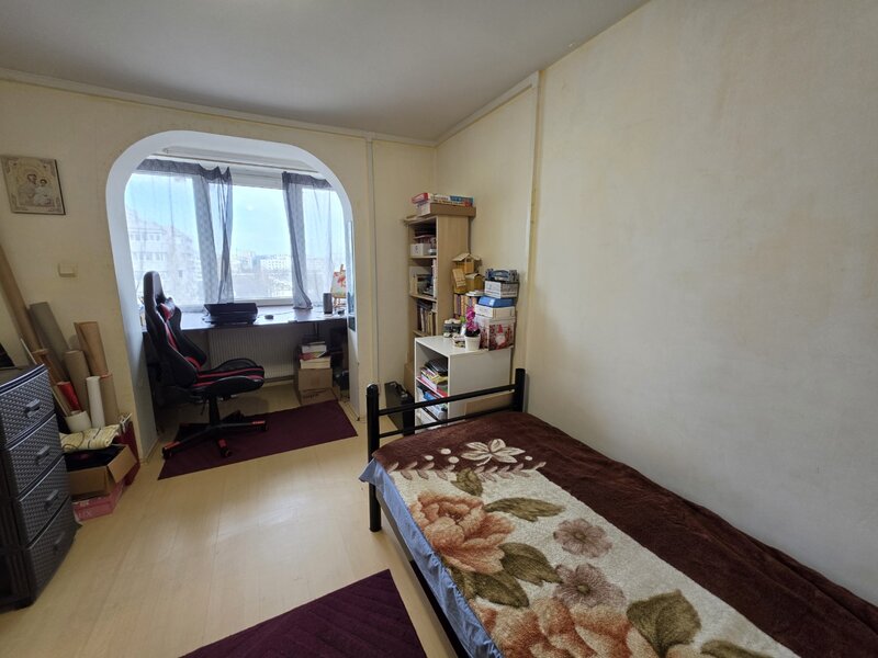 Titan, 10 minute metrou, chiar la parcul Brancusi, pe Constantin Brancusi,